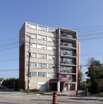 Mohawk Gardens in Hamilton, ON - Building Photo