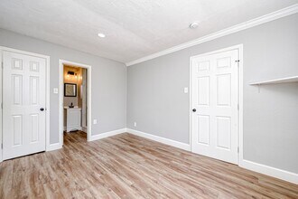 6715 Victoria St in Houston, TX - Foto de edificio - Building Photo