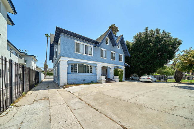 1414 S Wilton Pl in Los Angeles, CA - Building Photo - Building Photo