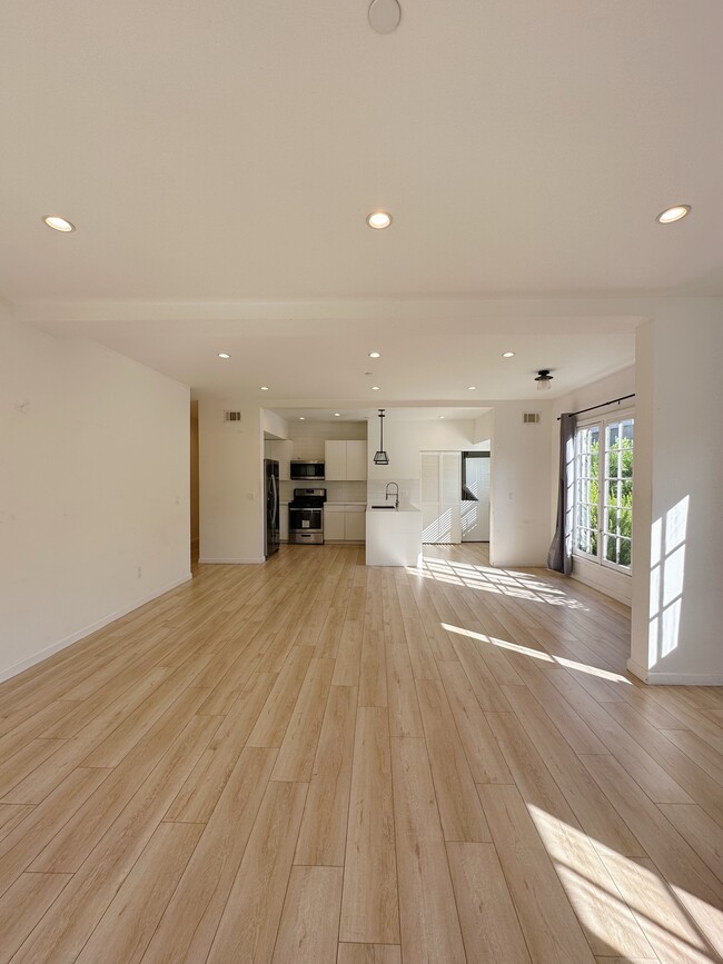 400 N Gardner St in Los Angeles, CA - Building Photo - Building Photo