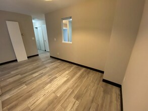 924 23rd Ave in Coralville, IA - Building Photo - Building Photo