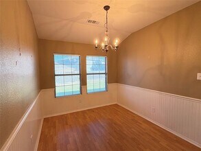 6069 Belmont Stakes Dr in Fort Worth, TX - Building Photo - Building Photo