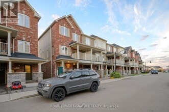 54 Nisbet Blvd in Hamilton, ON - Building Photo - Building Photo