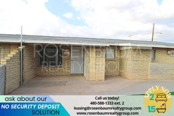 1008 N Pueblo Dr in Casa Grande, AZ - Foto de edificio