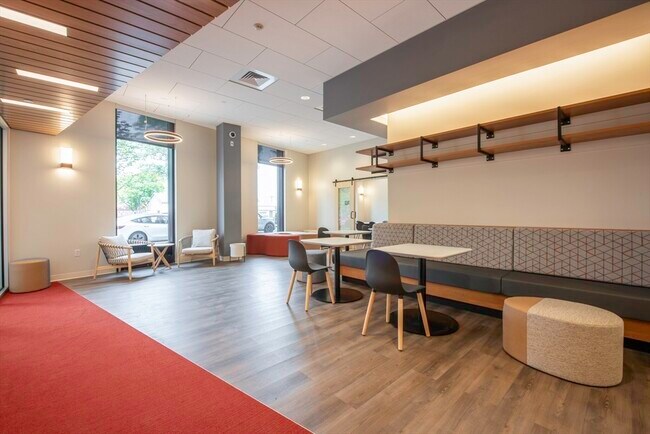 279 Western Ave, Unit 203 in Boston, MA - Building Photo - Building Photo