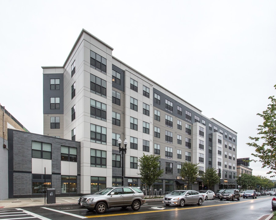 1400 Hancock St in Quincy, MA - Foto de edificio