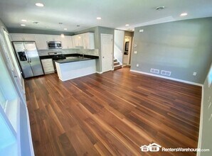 2204 Garfield Ave in Minneapolis, MN - Building Photo - Building Photo