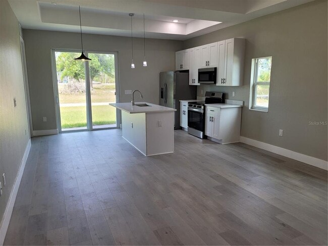 8543 Dinnano St in Port Charlotte, FL - Building Photo - Building Photo