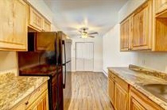 1535 Poplar Drive in Grand Junction, CO - Foto de edificio - Interior Photo