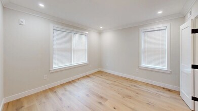 9 Everett St, Unit 1 in Boston, MA - Foto de edificio - Building Photo