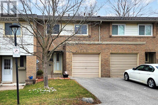 18 Knightsbridge Way in Markham, ON - Building Photo - Building Photo