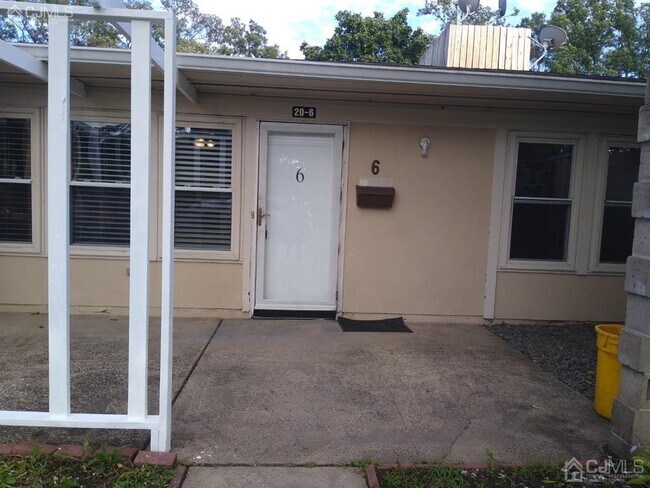 20 New Rd in Kendall Park, NJ - Building Photo - Building Photo