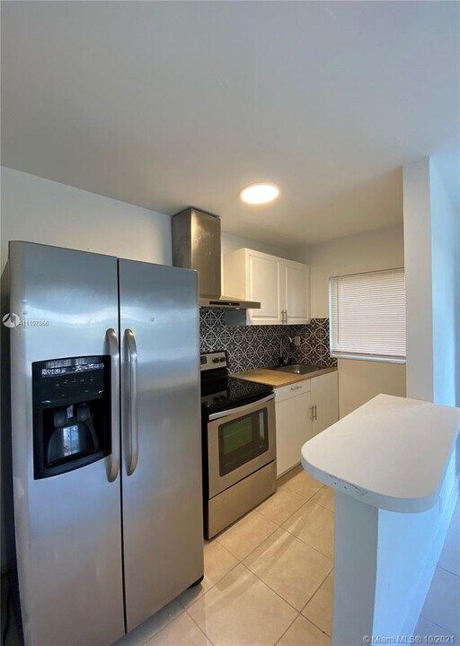 310 NE 82nd St-Unit -1 in Miami, FL - Building Photo