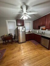 2311 N Greenview Ave, Unit 1F in Chicago, IL - Building Photo - Building Photo