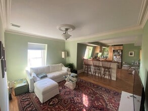 9 Claremon St, Unit 3 in Somerville, MA - Building Photo - Building Photo