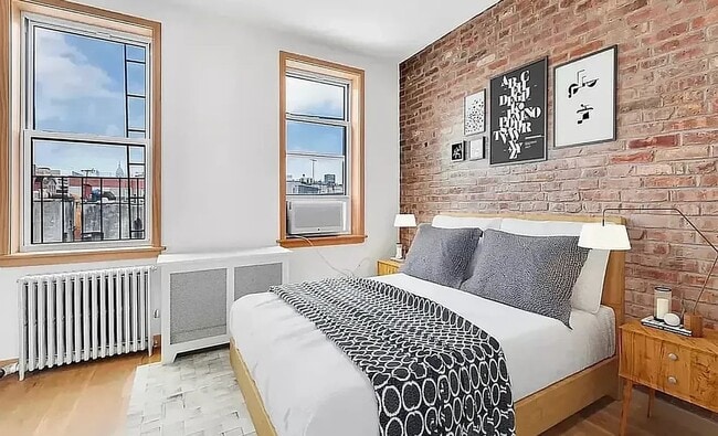 75 Baxter St, Unit 11 in New York, NY - Foto de edificio - Building Photo