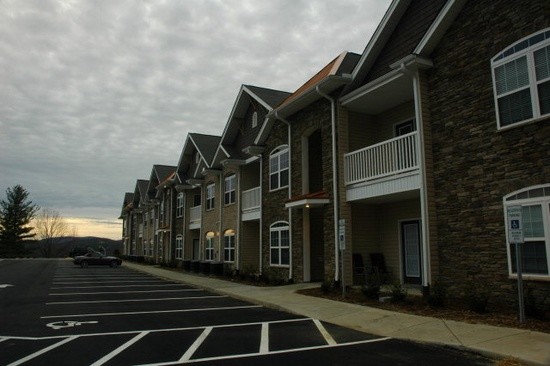190 Eli Hartley Dr, Unit 208 in Boone, NC - Building Photo - Building Photo