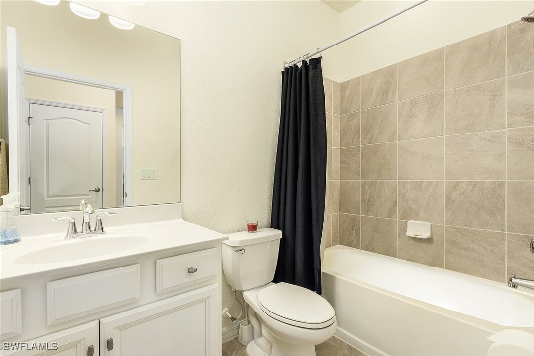 14556 Monrovia Ln in Ft. Myers, FL - Building Photo