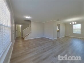 19 Willow Bend Dr in Taylors, SC - Foto de edificio - Building Photo