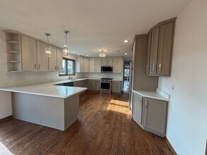 2825 73rd Ave in Chicago, IL - Building Photo - Building Photo