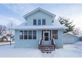 890 Arkwright St N in St. Paul, MN - Building Photo