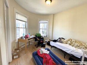 17 Sachem St, Unit 3 in Boston, MA - Building Photo - Building Photo