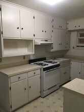 2103 Olive St in Cedar Falls, IA - Foto de edificio - Building Photo