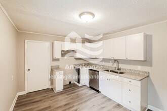 5321 Court J in Birmingham, AL - Building Photo - Building Photo