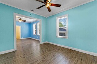 166 Kingston Ave in Daytona Beach, FL - Building Photo