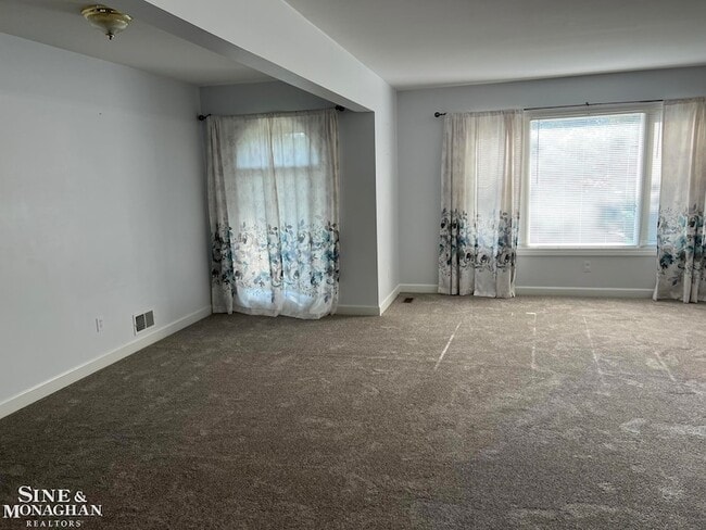 904 Trombley Rd in Grosse Pointe Park, MI - Building Photo - Building Photo