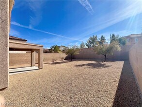 2439 Blackcraig St in Henderson, NV - Building Photo - Building Photo