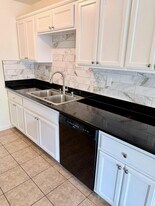 1817 Piedmont Way in Roseville, CA - Building Photo