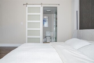 3375 N Country Club Dr in Miami, FL - Building Photo - Building Photo