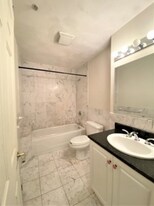 373 Highland Ave, Unit 320 in Somerville, MA - Building Photo