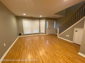 11 Duncan Way in Freehold, NJ - Building Photo - Building Photo