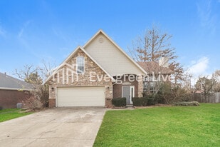 1668 Niagara St in Springdale, AR - Building Photo