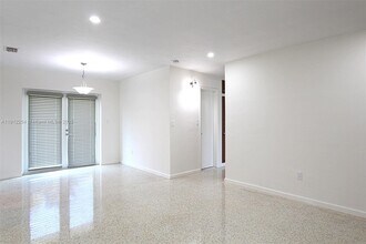 6203 SW 108th Pl in Miami, FL - Building Photo - Building Photo