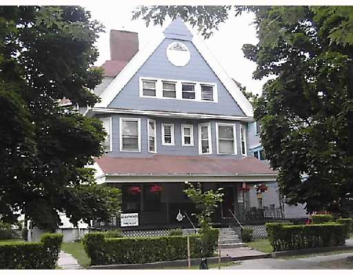 Plymouth Manor Apartments in Buffalo, NY - Foto de edificio