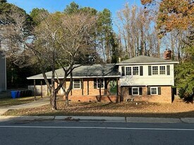 1435 Marlborough Rd in Fayetteville, NC - Building Photo