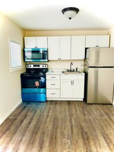 110 W Willow Dr in Roseland, IN - Building Photo - Building Photo