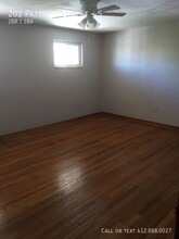 202 Pattison St in Evans City, PA - Building Photo - Building Photo