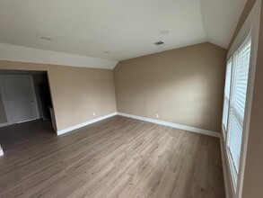 513 1/2 W 17th St in Houston, TX - Building Photo - Building Photo