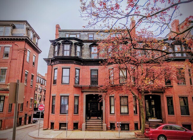 property at 3 Gloucester St