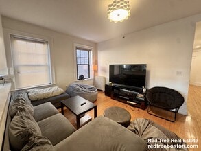 1173 Commonwealth Ave, Unit 3 in Boston, MA - Foto de edificio - Building Photo