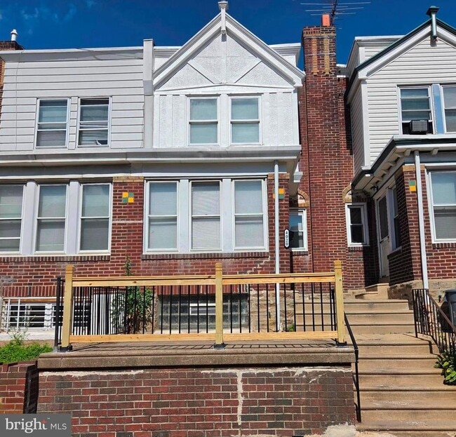 property at 4020 Howland St