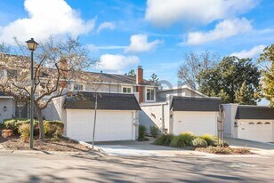 1123 Glengarry Dr in Walnut Creek, CA - Building Photo