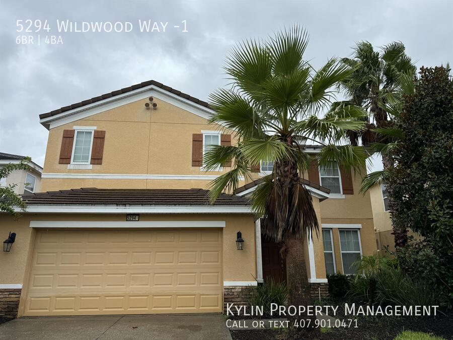 5294 Wildwood Wy in Davenport, FL - Building Photo