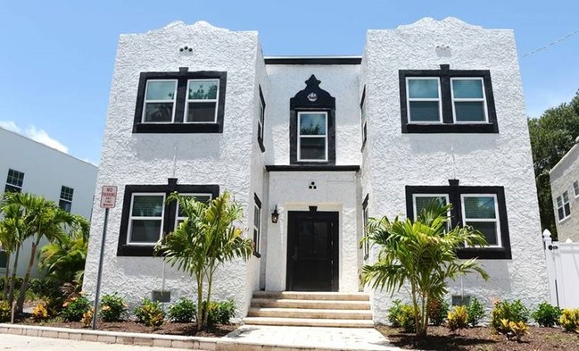 SOHO Hyde Park South Tampa 4 Unit in Tampa, FL - Foto de edificio - Building Photo