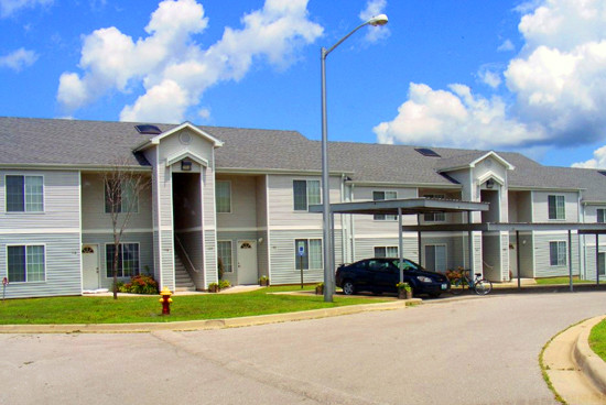 Hickory Ridge in St. Robert, MO - Building Photo - Building Photo