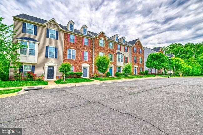 property at 4386 Daisy Reid Ave